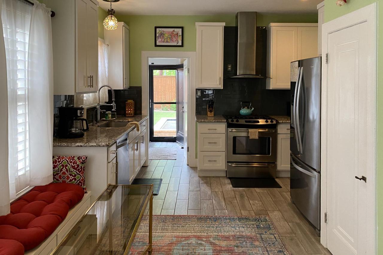 Woodlawn Avenue Beauty Villa Сан Антонио Екстериор снимка